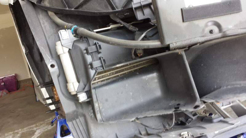 Illustration for article titled Helping Cool the BMW Cooling System.